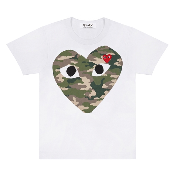 Comme Des Garcons PLAY White T-Shirt with Camo Printed Heart Short Sleeve Unisex Hvide | 49208-VIMD