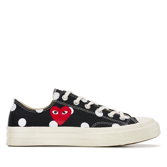 Comme Des Garcons Play Converse Polka Dot Red Heart Chuck Taylor All Star '70 Low Sneakers Low Top Unisex Sort | 01967-KFOD