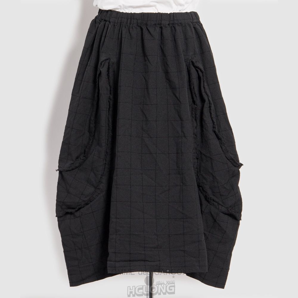 Comme Des Garcons BLACK Comme des Garçons - Raw Polyester Skirt Nederdel Dame Sort | 80249-BVXI