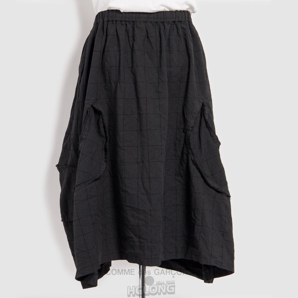 Comme Des Garcons BLACK Comme des Garçons - Raw Polyester Skirt Nederdel Dame Sort | 80249-BVXI