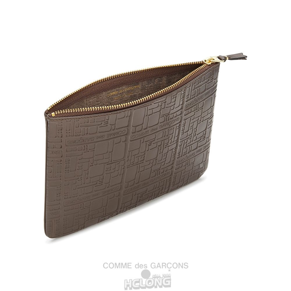 Comme Des Garcons CDG Wallet - Embossed Logo Zip Pouch - SA5100EL Embossed Logo Brune | 59860-CJZG