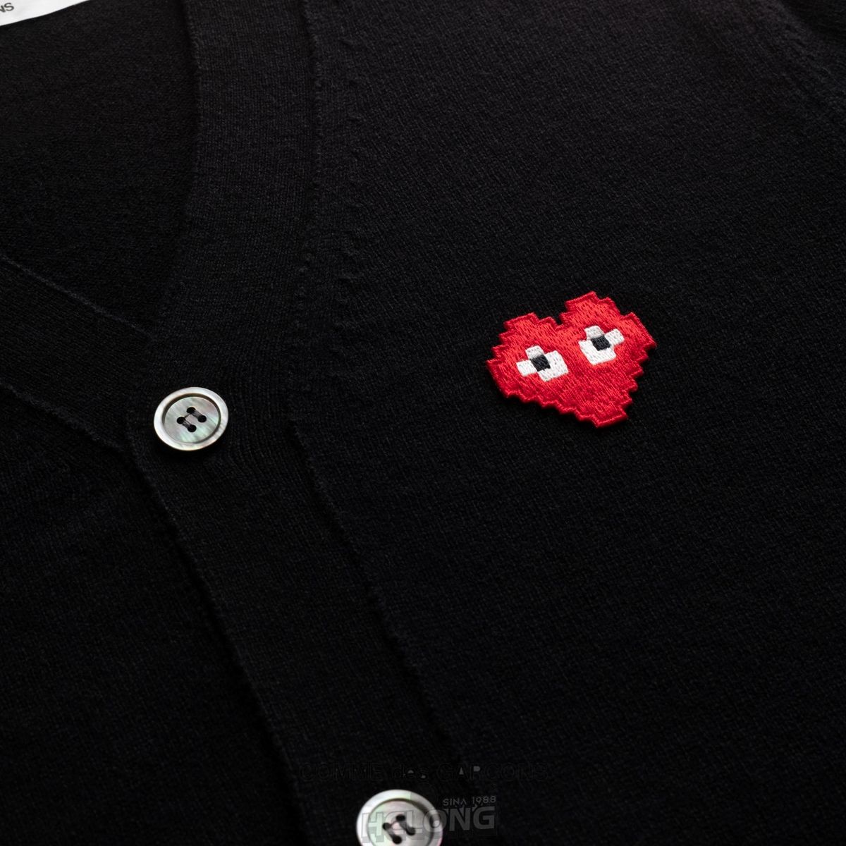 Comme Des Garcons PLAY Men's Cardigan Invader Emblem Strikkevarer Herre Sort | 63159-NEAI